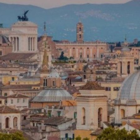 Accanto All'Autostrada Al Centro Tra Roma E Napoli Pontecorvo Exterior foto